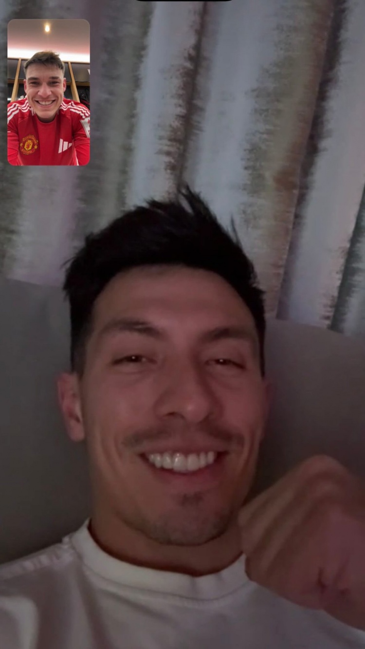  勝利獻給你！烏加特賽后視頻連線重傷的利桑德羅，一起慶祝晉級