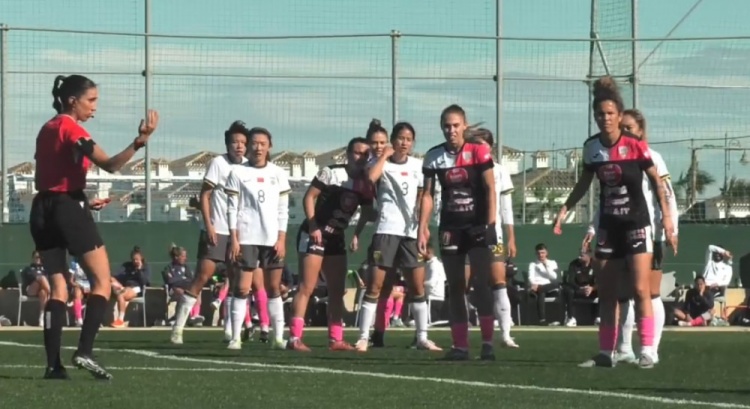  唐佳麗梅開二度、邵子欽破門，中國女足3-2擊敗Alhama俱樂部女足