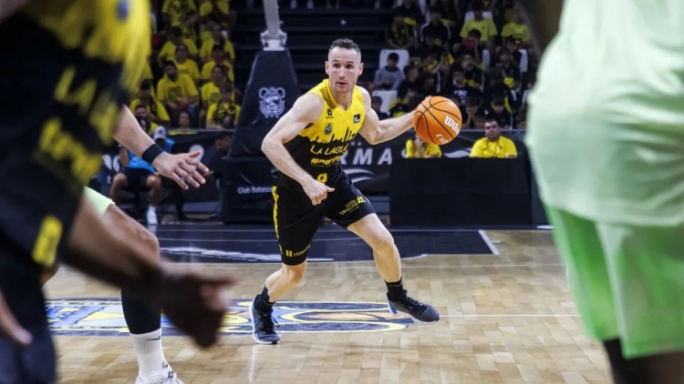  NBA初代老六，42歲進(jìn)入生涯巔峰？！
