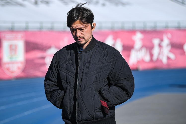  兩隊(duì)均三連敗開局！足球報(bào)談亞泰vs三鎮(zhèn)：亞泰力爭(zhēng)打好第一個(gè)主場(chǎng)